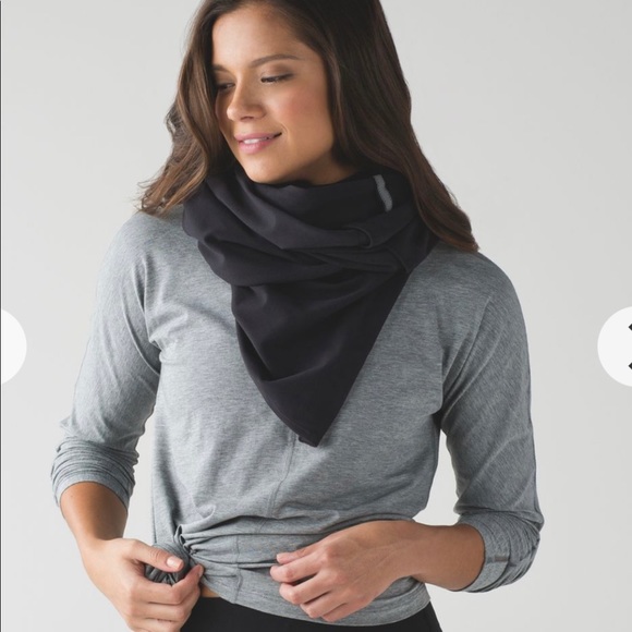 Lululemon Vinyasa Wrap Rulu - Picture 3 of 6